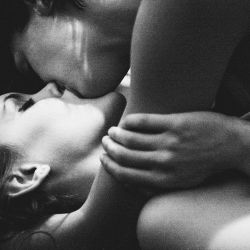 I just love passionate kisses!