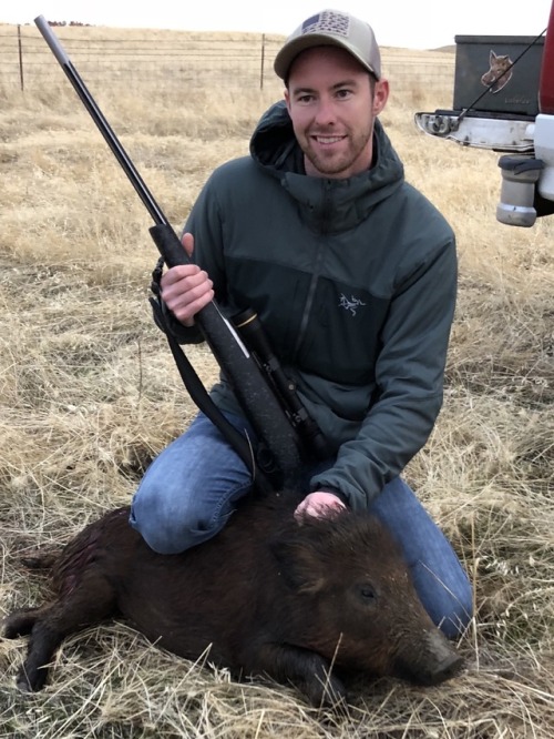 <p>11/25/17 first time big game hunting Josh drop this little feller with one shot at 394 yards</p>