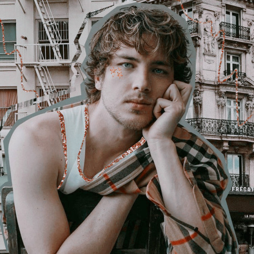 cody fern iconslike or reblog if you use them!