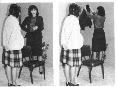badgnomeme:  Can a spanking hurt when wearing a girdle ?