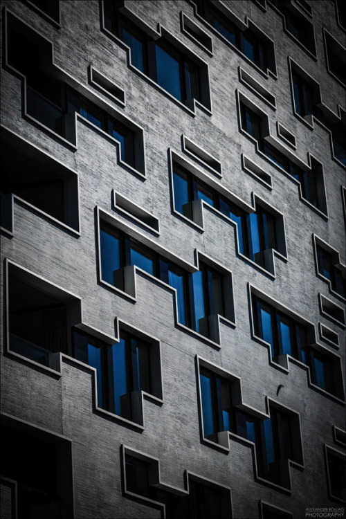 jaimejustelaphoto:Blue windows by Alexander Bollag