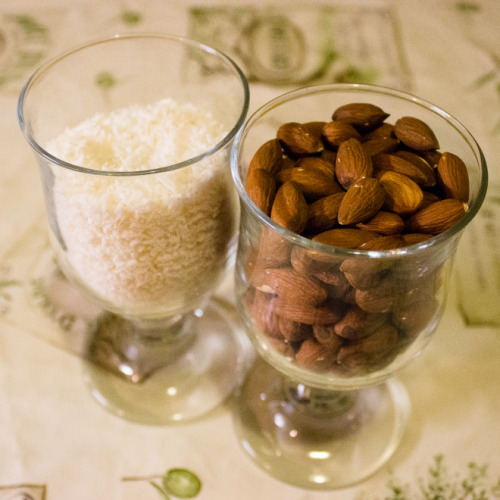 beautifulpicturesofhealthyfood:  Homemade Almond-Coconut Butter with Vanilla and Honey…RECIPE