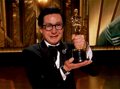 stevenrogered:Ke Huy Quan wins the Oscar for Best Supporting Actor for Everything