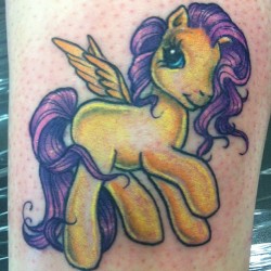 alliealreadytattoo:  Fun walk in for the afternoon! #mylittlepony #tattoo