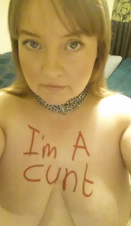 Fat mum and well know fuck slut from Derby, England looking for young spunky cocks to fill her holes