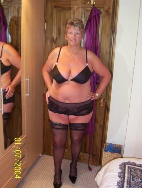 Nice hefty bbw in lingerie. These sexy big ladies get far more attention than anyone