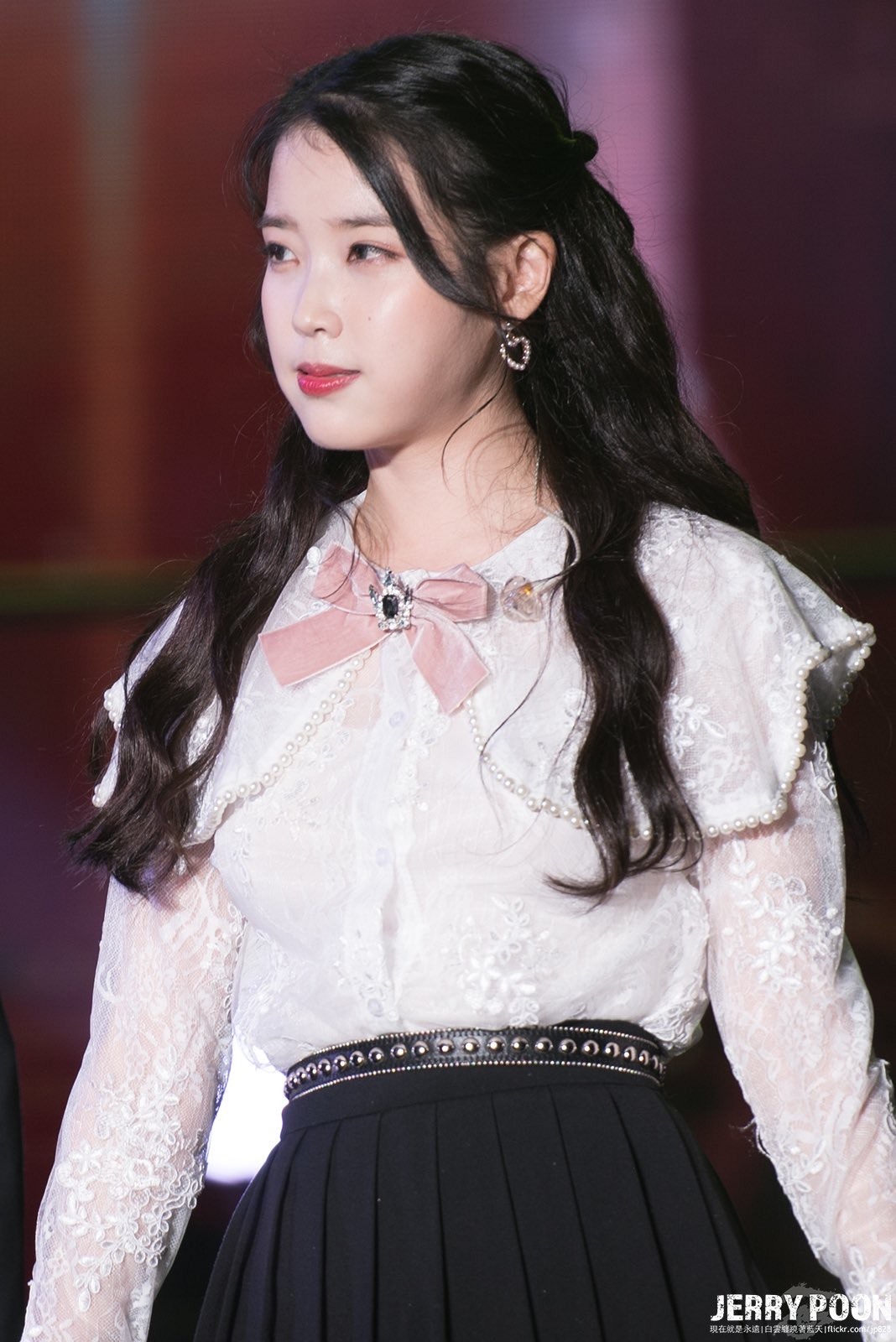 IUmushimushi — 2018 IU 10th Anniversary Tour Concert < 이지금