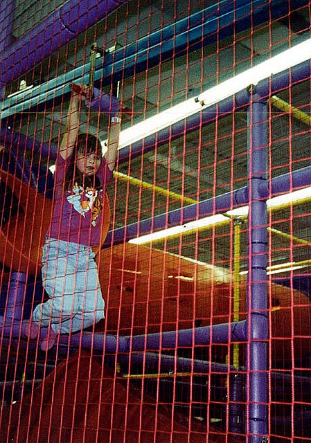 jmdurden:  iwanttobeastayathomedad:  The First Discovery Zone opened up in January 1990. They went Bankrupt in December 1999. There never is and never will be anything as 90′s as Discovery zone.       my childhood T ^T 