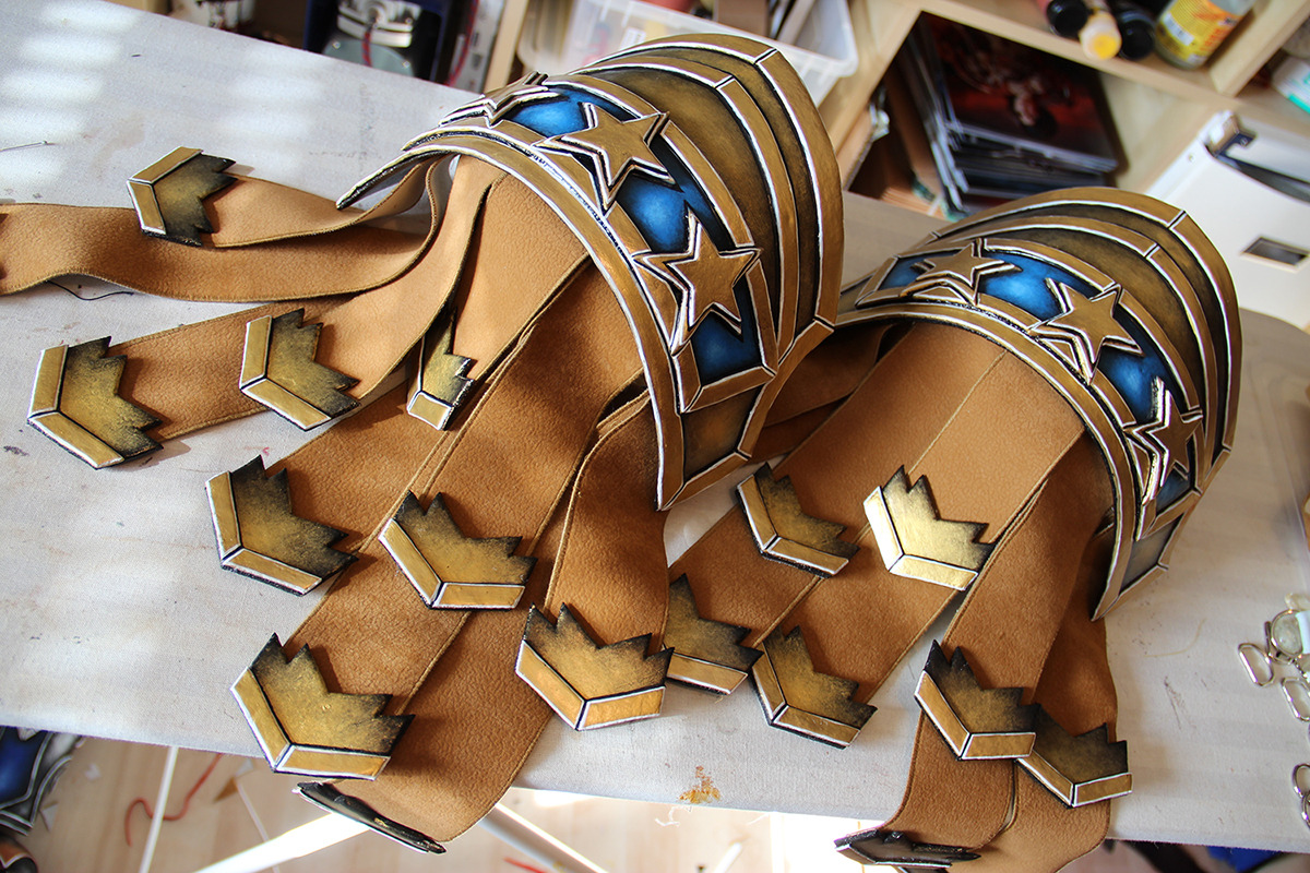 kamuicosplay:  Wonder Woman Like Kamui on Facebook Follow Kamui on Twitter Check