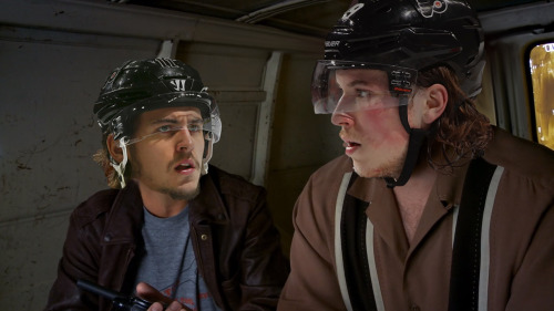 oh-fuckberries:it’s always sunny with the philadelphia flyers