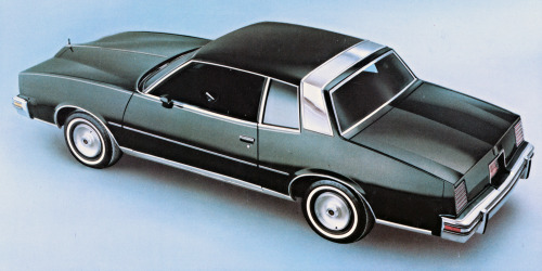 carsthatnevermadeitetc:  Pontiac Grand Prix with ASC Canopy Roof, 1978.  A special