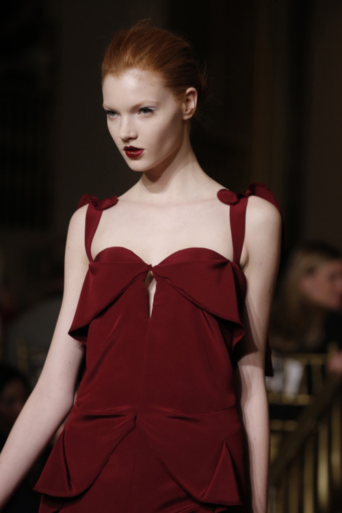 Sex runway-maskerade:  ZAC POSEN pictures