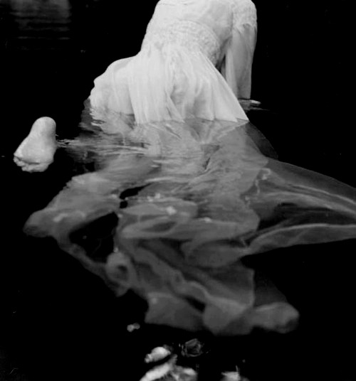 thenightwhisperer-deactivated20:  Lady in the Water, for Harper’s Bazaar Toni Frissell Edit: Tales of the Night Whisperer 