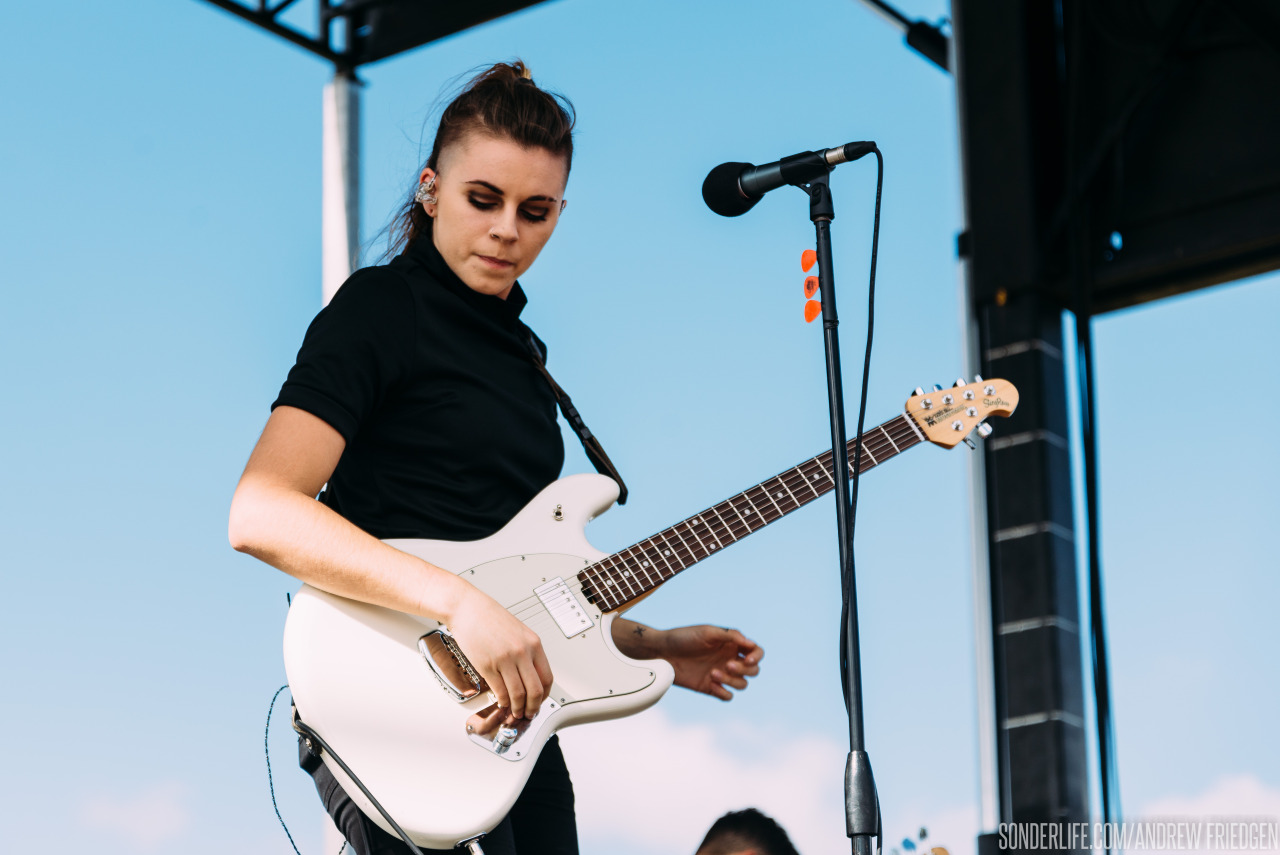 s-o-n-de-r:  Lynn Gunn of PVRIS | 97x’s Next Big Thing at Tampa | 12/5/2015  Sonder’s