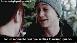 mientras tu piensas que esa persona siente lo mismo que tu eres muy feliz pero cuando derrepente pumn te das cuenta que no siente nd thu mundo se vuelbe una mierd