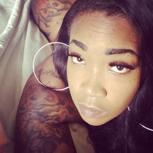 sexythickdelicious:  Ms Miami http://sexythickdelicious.tumblr.com