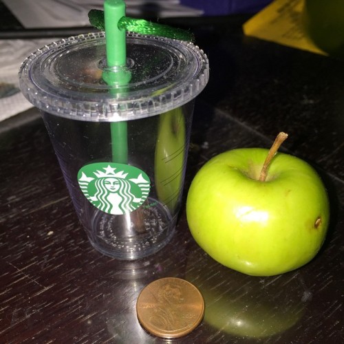 Tiny Apple and @Starbucks