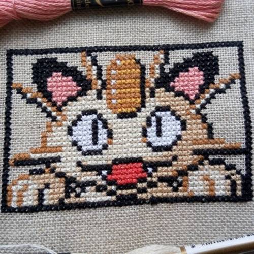 retrogamingblog:Pokemon Crochet Art made by VideoGameXStitch