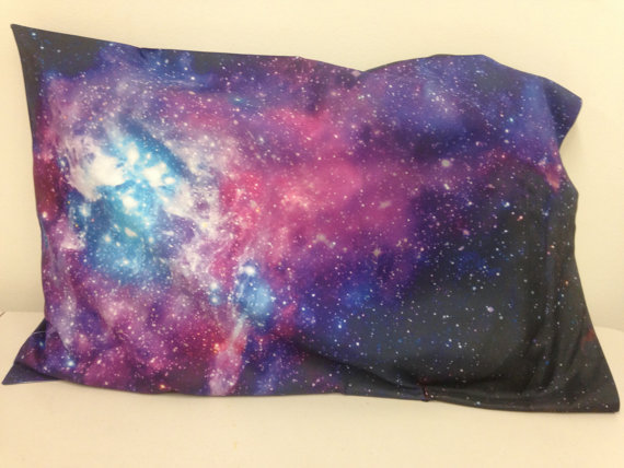 kin-life-fashion:  Galaxy/Space/Nebula/Starkin accessories~ Galaxy stud earrings: