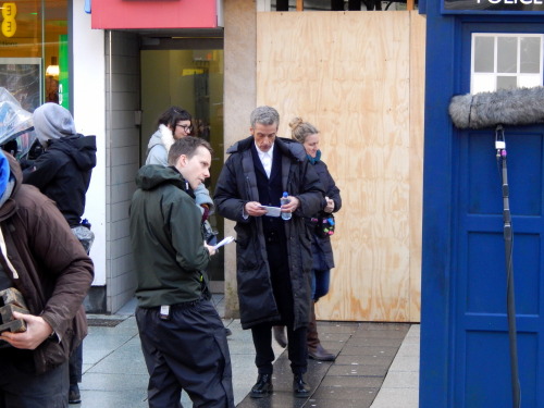 charlielikesphotos:  I waited out at the filming of Doctor Who. Didn’t manage to get a photo of myse