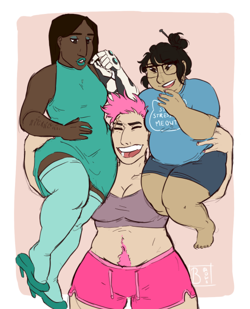 browsdraws: Zarya has two girlfriends, one for each super buff strong arm Bonus: