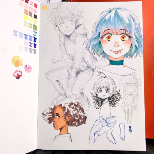 rochichan:  Started my 32nd sketchbook!!