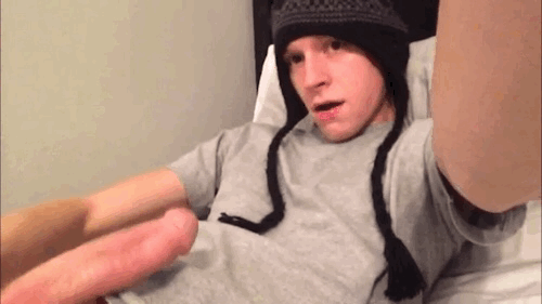 ladzonereloaded: WINTER IS CUMMING !!!