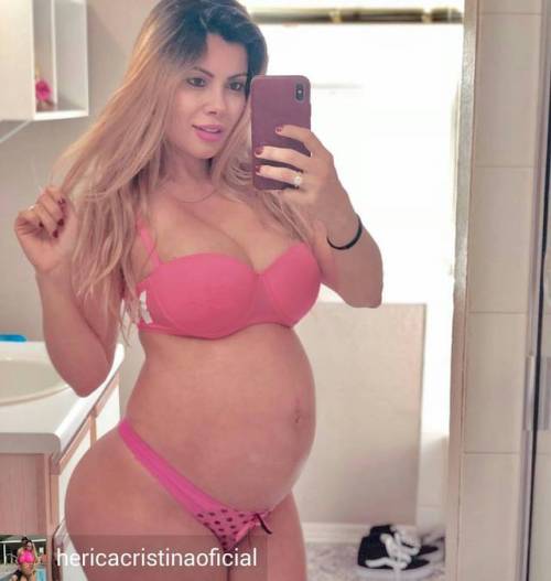 buntin9: @hericacristinaoficial www.instagram.com/p/BskWZCZAZAK/?utm_source=ig_tumblr_share&