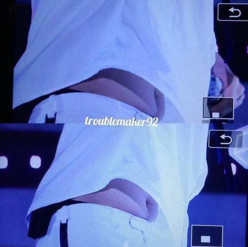 Chanyeol’s tummy update: Still there and full of exol’s pride