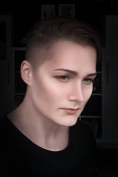 yumikoyuki:And now that all the ten intended Dragon Age makeup tests have been done, here is a set o