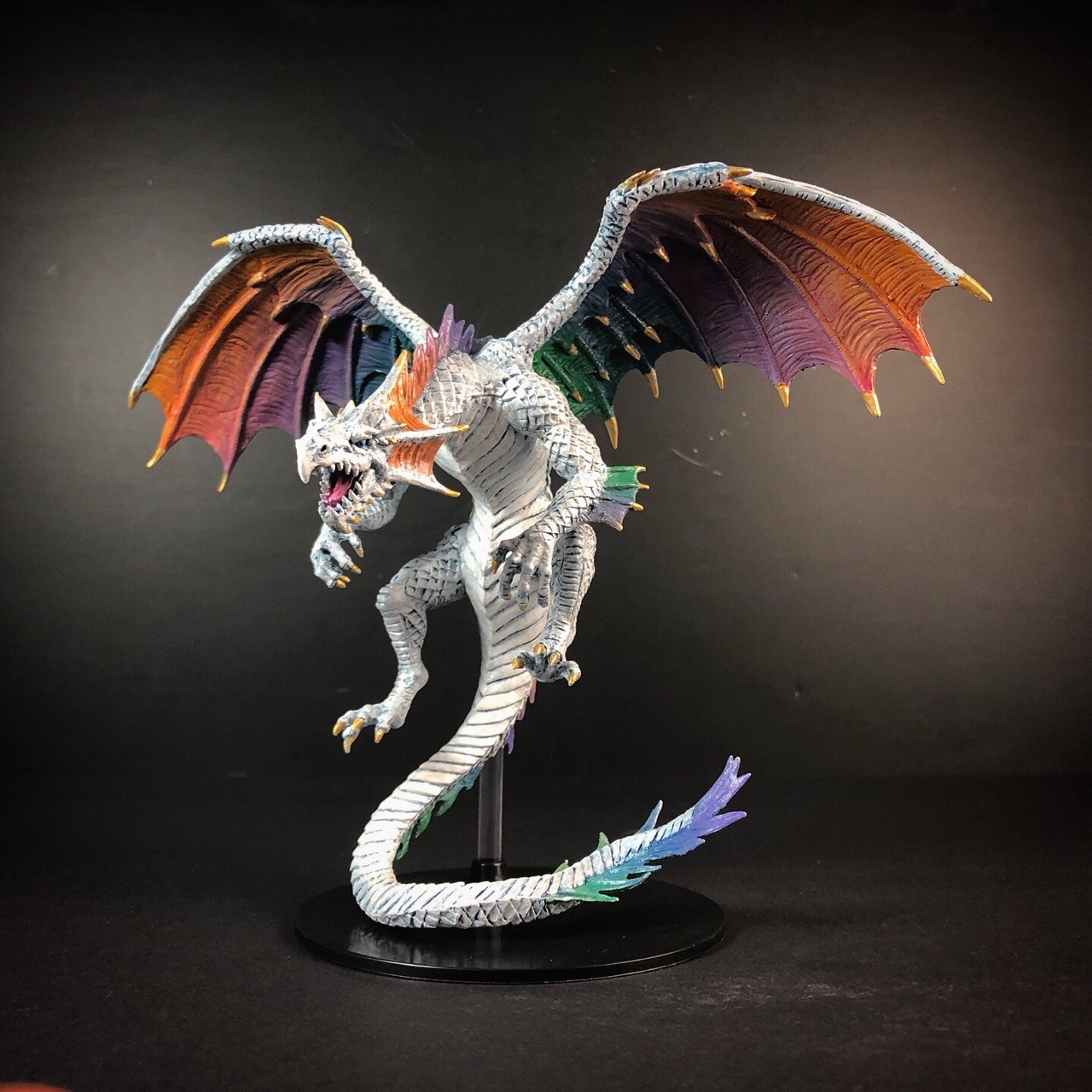 Sydtropolis — I painted another Wizkids Gargantuan White