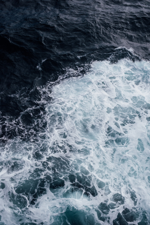 Atlantic Ocean [2] - Mother nature is quite the abstract artist. 