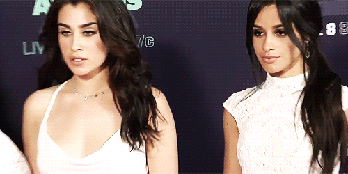 cantforgetcamren:  Ships challenge (pt.1)the most non-problematic and softest shipthe