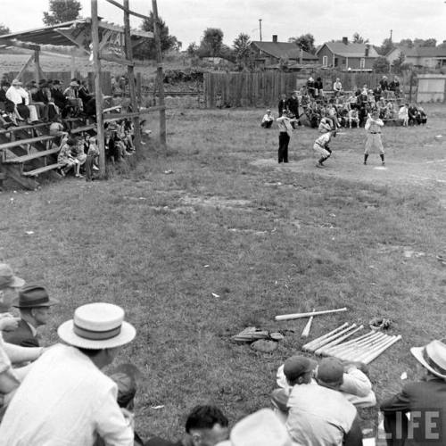 Harrodsburg, Kentucky(William C. Shrout. 1942)