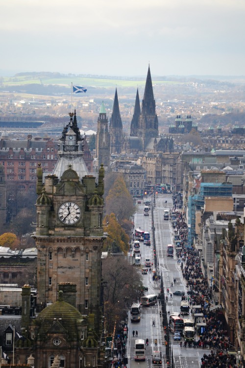 travelthisworld: Edinburgh, Scotland (by J. Muth) submitted by: illalwaysbedreaming, thanks!