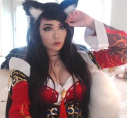 emiru-punk:my recent cinematic Ahri cosplay