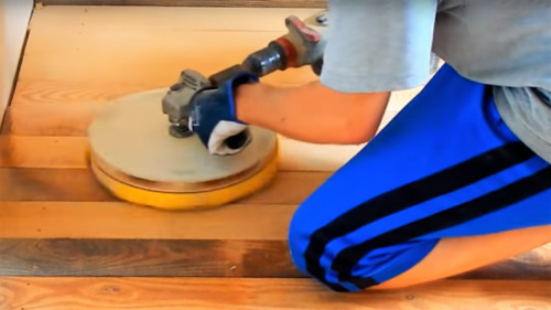 It’s an Angle Grinder! No, it’s a Floor Sander! http://ift.tt/2x0eTrP