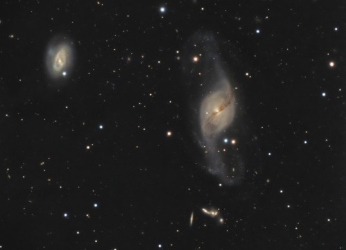 Porn photo the-wolf-and-moon:  NGC 3718, Jagged Galaxy