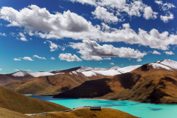   Yamdrok Lake, China        