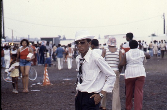 lostinurbanism:  Baltimore, Maryland. Photographs by Breck Chapman as part of the University of Baltimore’s Langsdale Library (1968-1996 collection)