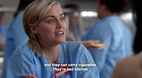 Porn orangeis:  Piper Chapman: Lover of cockroaches photos