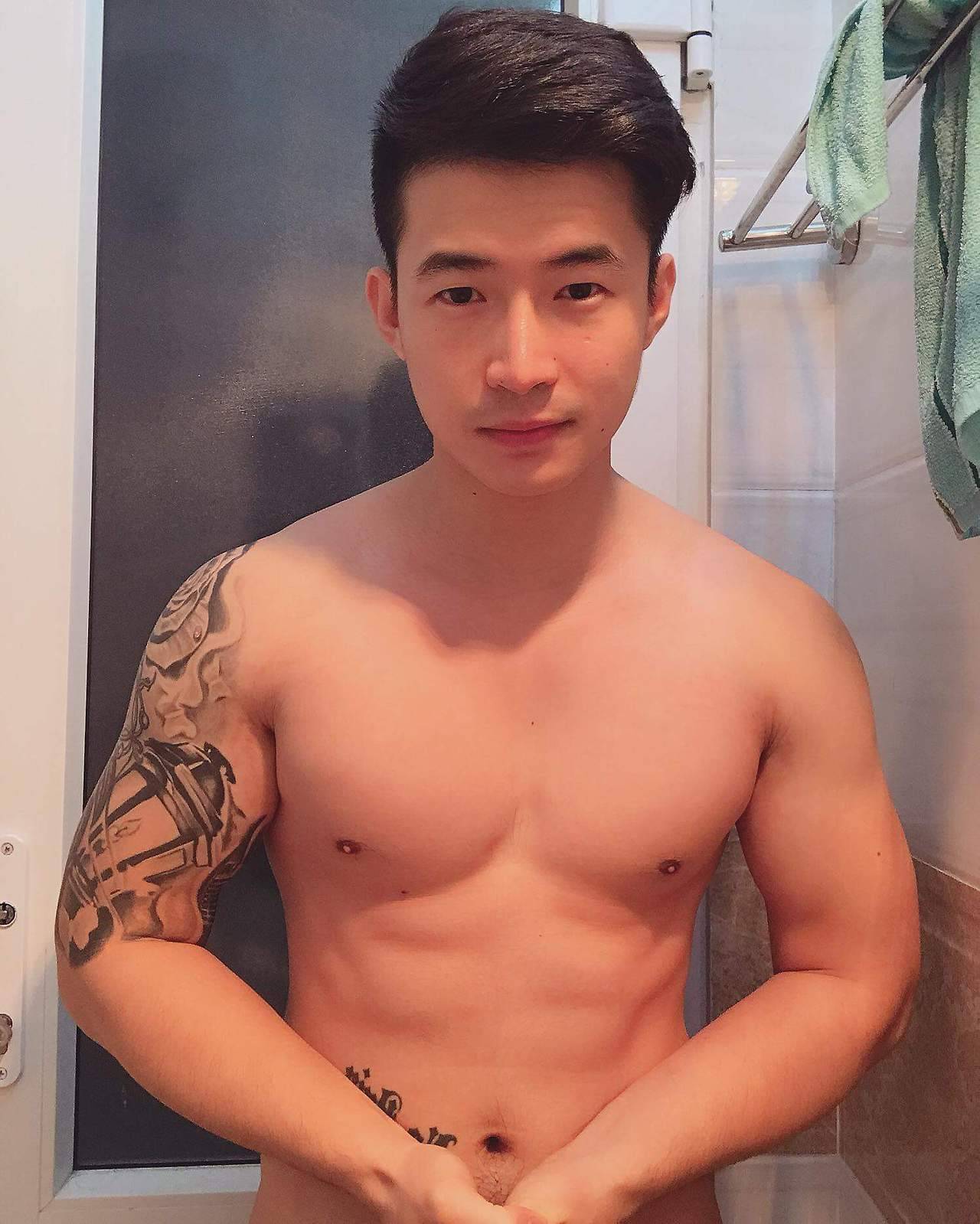vietmalebeauty:  aznboysparadise:  IG: kienhip  Kien Duy Nguyen