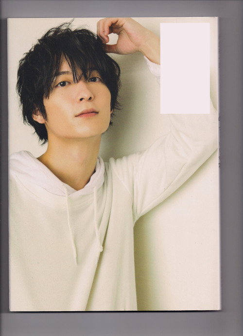 Umehara Yuichiro First Photo Book / Meccha Ii AnbaiBack Cover ShotPlease ask permission first before