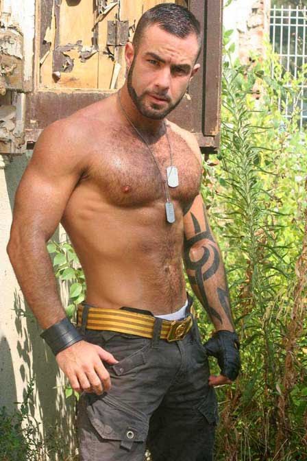 allmaleharem:  Orlando Toro