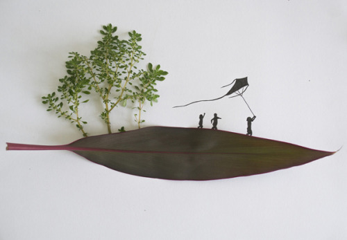 Tang Chiew Ling used leaves to create this series of cute illustrations that captures little slices 