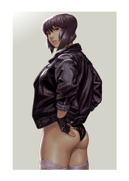 gamefreaksnz:  Ghost in the Shell MMO shooter coming 2014  A PC online version of Ghost in the Shell: Stand Alone Complex will be launched in the first half of 2014. Image Source 