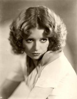 gerg14:  GOLDEN-AGE GLAMORPUSS: Clara Bow,