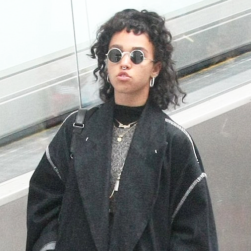 wickedicons:fka twigs’ style