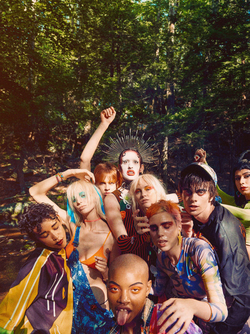 Julia Cumming, Dilone, Lida Fox, Avie Acosta, Lili Sumner, Willy Morsch, Harry Charlesworth, Robot M