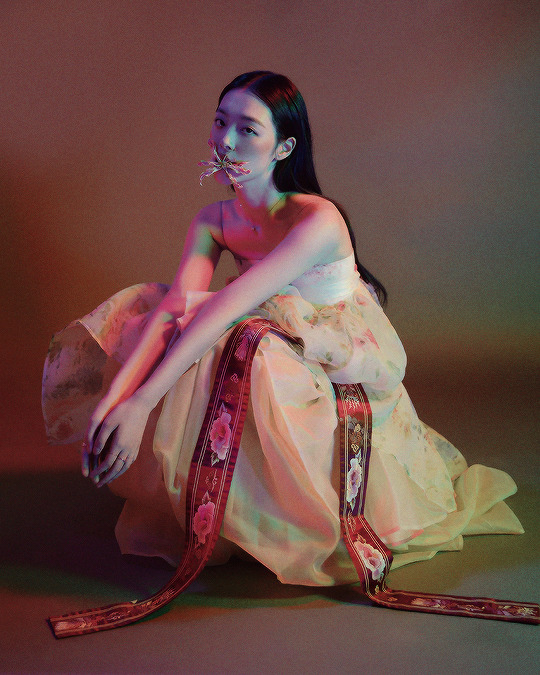 sefuns: Sulli ♡ ‘W Korea’ Magazine 2018 October Issue “A New Chapter”